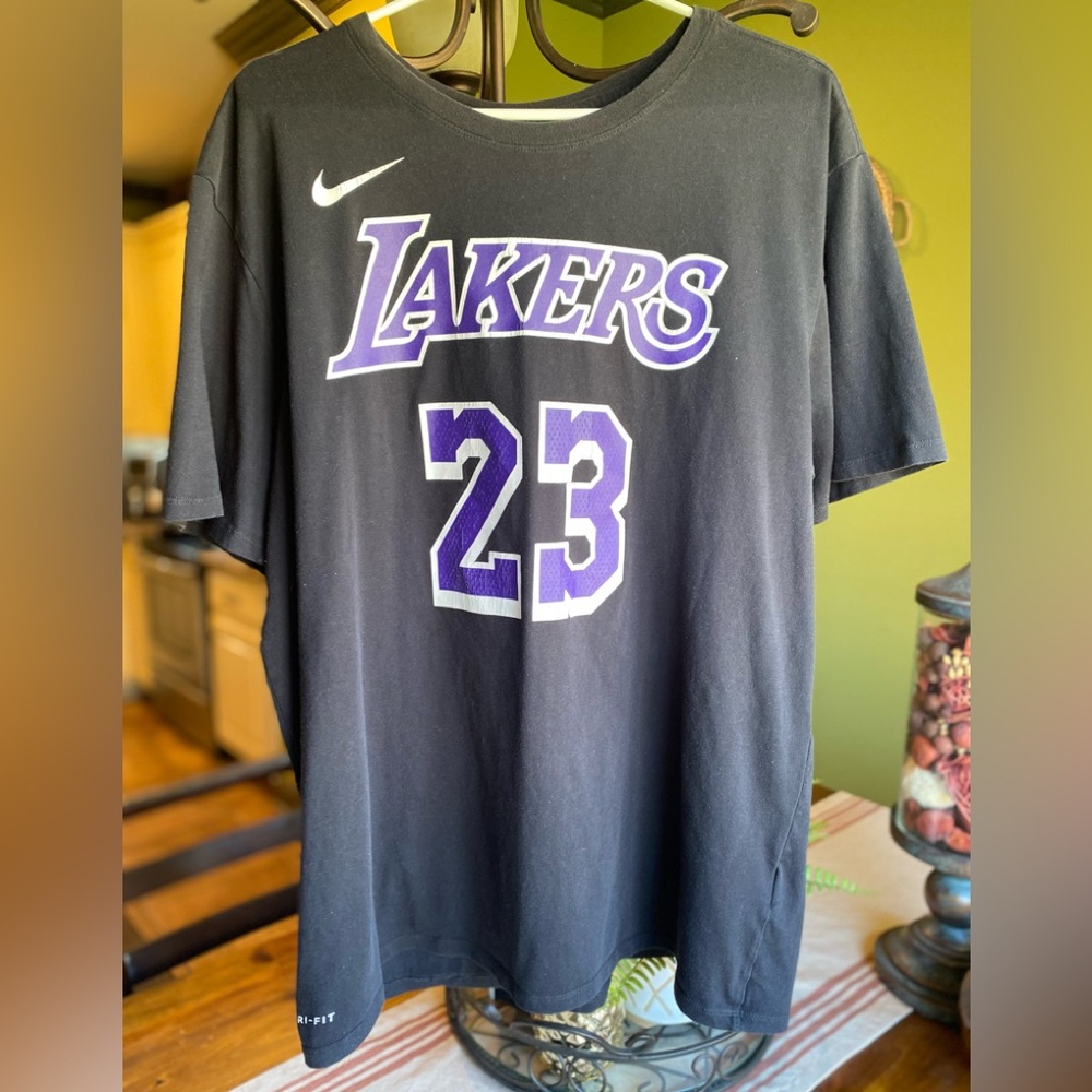 Guc Nike Dri Fit Black and Purple Lakers Tee